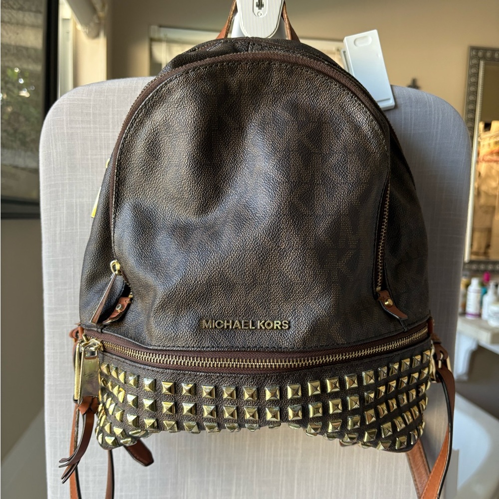 Michael Kors Rhea Medium Studded Pebbled Leather Backpack – Well-Loved
